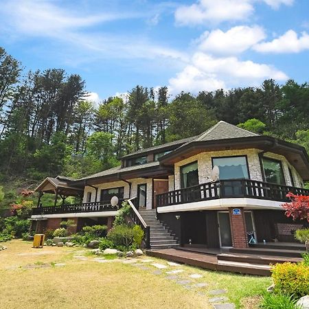 Gapyeong Yeheaden Pension Pocheon Quarto foto